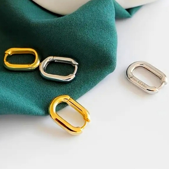 S925 Solid Sterling Silver Oval Classic Hoop Earrings - Picture 2 of 3